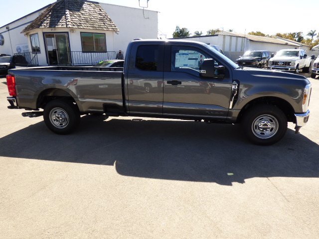 New 2026 Ford F350 XL w/ XL Chrome Package image 5
