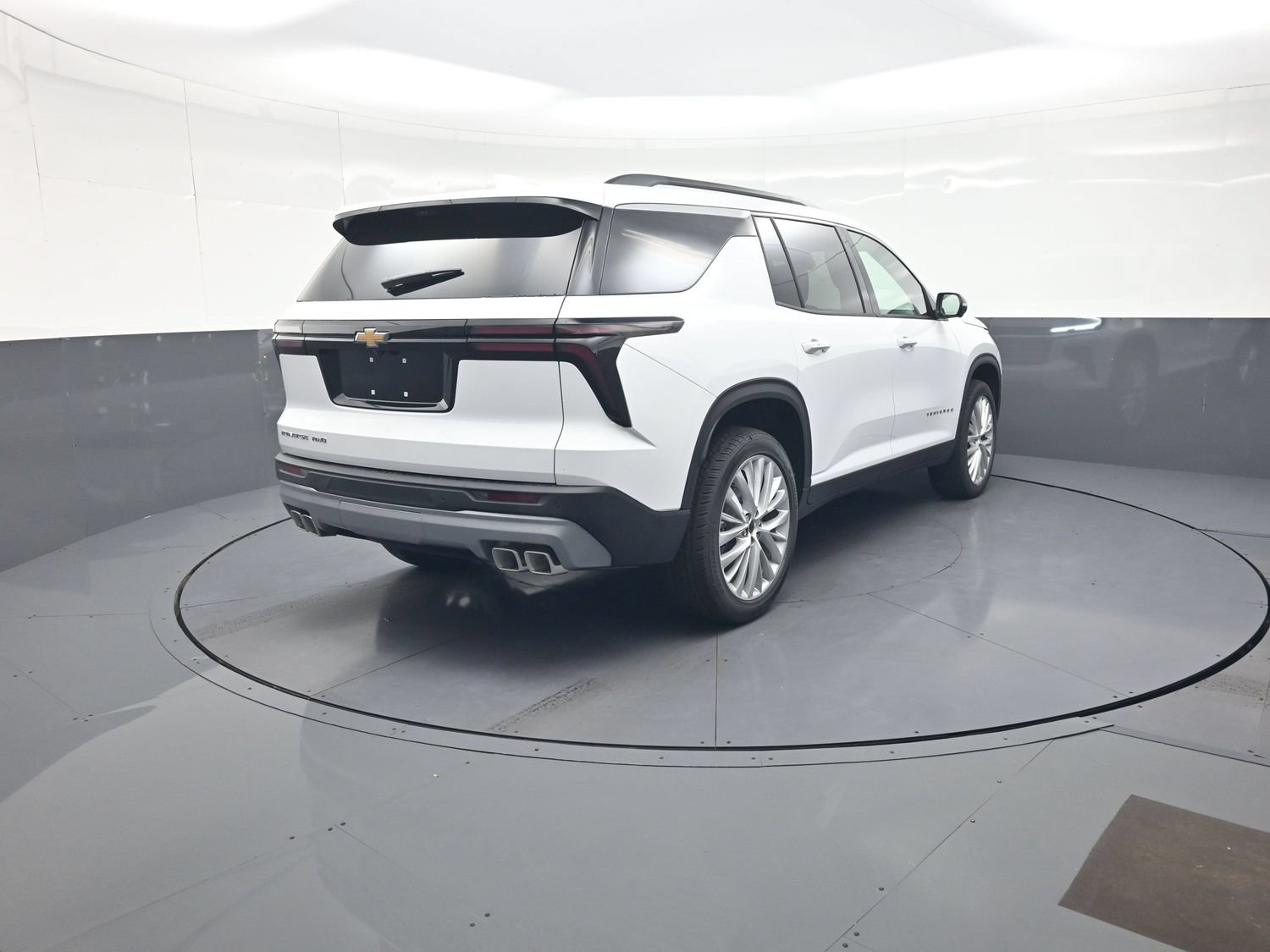 New 2027 Chevrolet Traverse LT w/ Driver Confidence Package AWD/4WD image 3