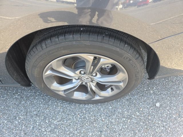 Used 2023 Honda Accord EX image 11