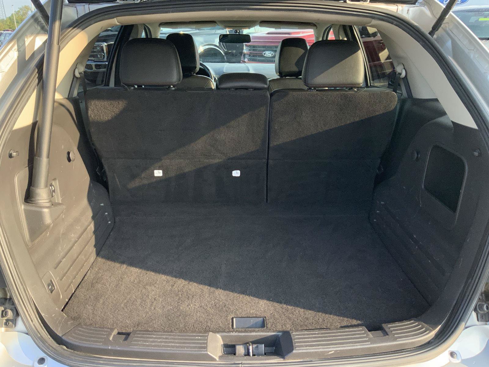 Used 2013 Ford Edge SEL FWD image 8