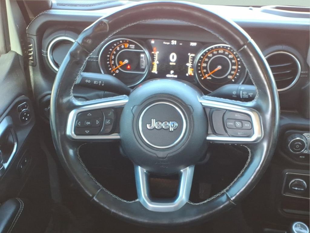 Used 2020 Jeep Gladiator Overland w/ Popular Equipment Package image 23