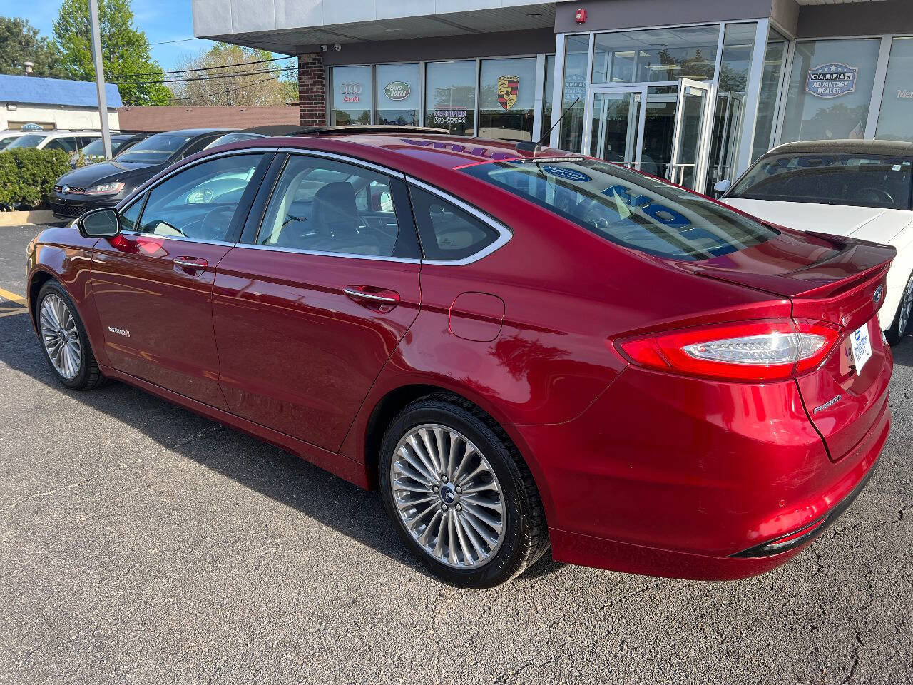 Used 2013 Ford Fusion Titanium w/ Titanium Driver Assist Pkg FWD image 12