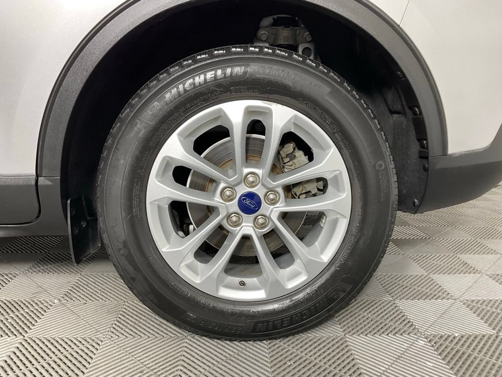 Used 2020 Ford Escape SE FWD image 10