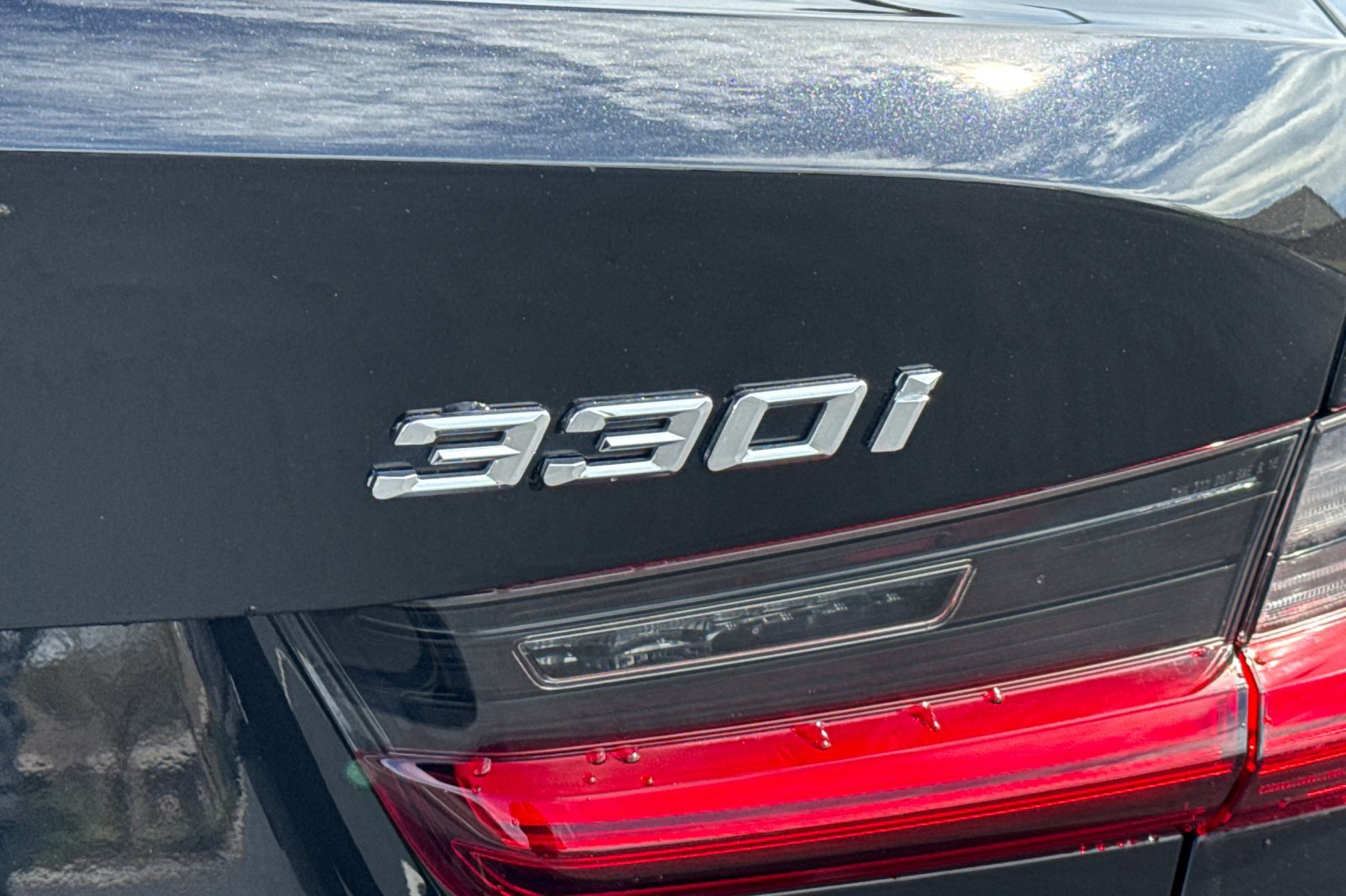 Used 2019 BMW 330i Sedan w/ Driving Assistance Package image 38