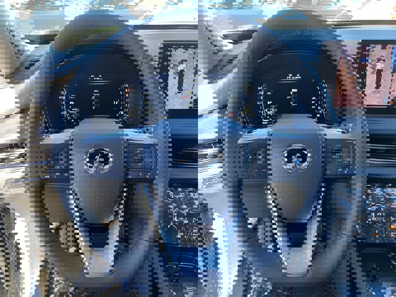 New 2026 INFINITI QX60 Luxe w/ Cargo Package image 31