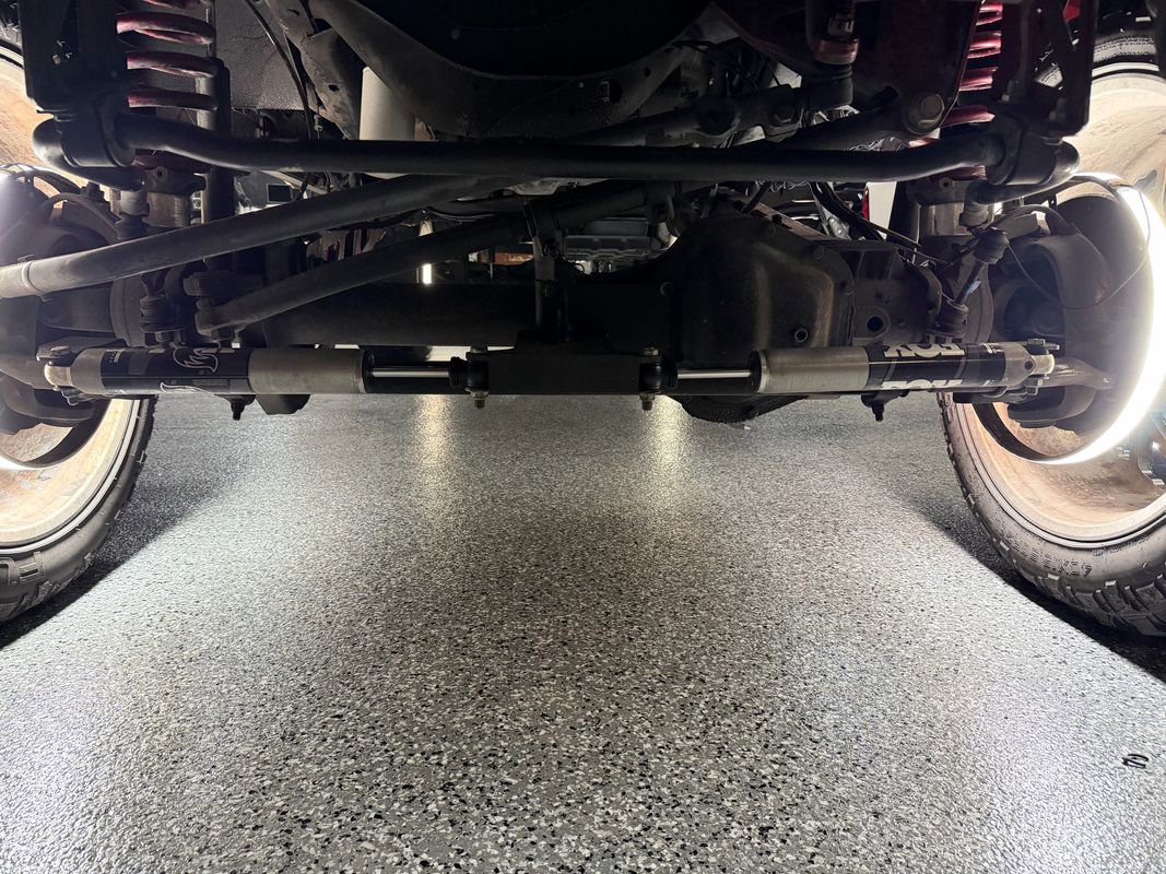 Used 2016 Ford F250 Platinum w/ FX4 Off-Road Package AWD/4WD image 17