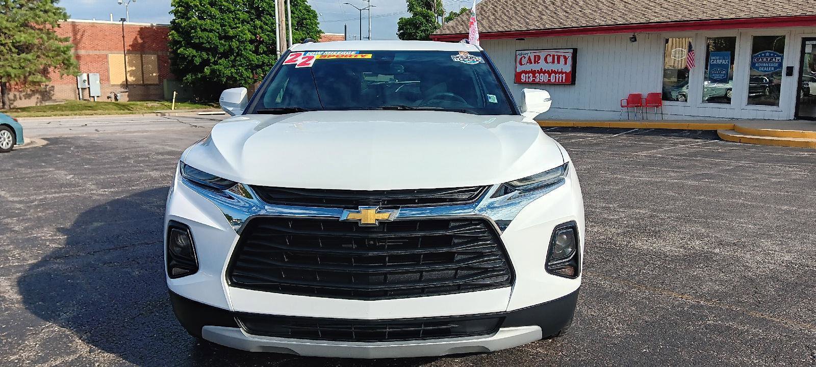 Used 2022 Chevrolet Blazer LT image 2