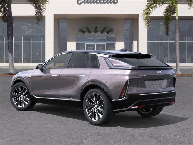 New 2026 Cadillac Lyriq Signature Luxury image 3