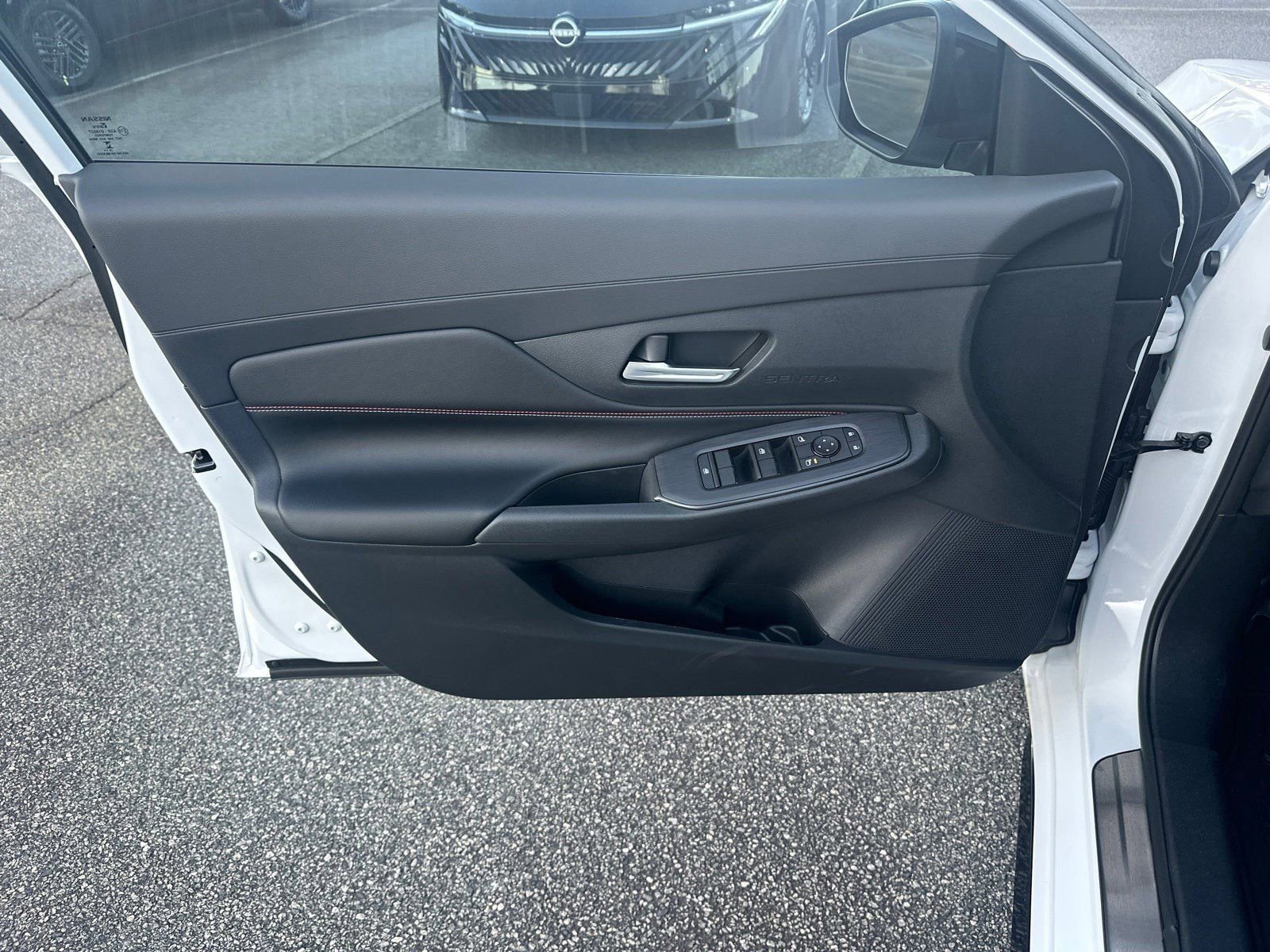 New 2026 Nissan Sentra SR w/ Floor Mat Package FWD image 10