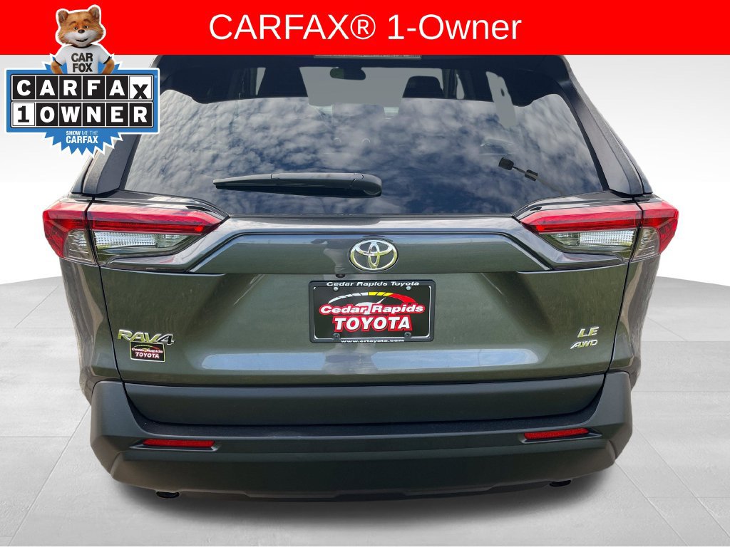 Used 2023 Toyota RAV4 LE AWD/4WD image 4