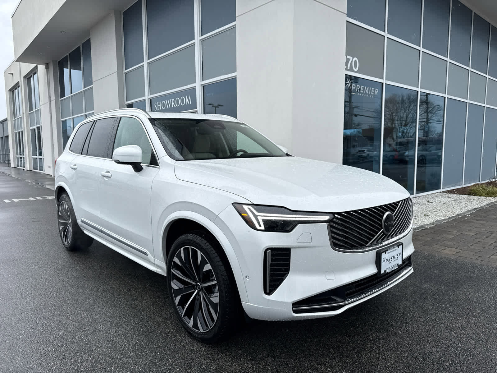 New 2026 Volvo XC90 T8 Ultra w/ Protection Package Premier image 5