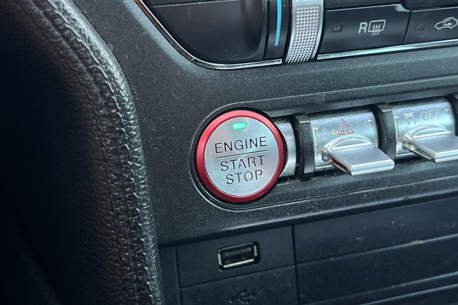 Used 2018 Ford Mustang Coupe w/ Equipment Group 101A RWD image 19