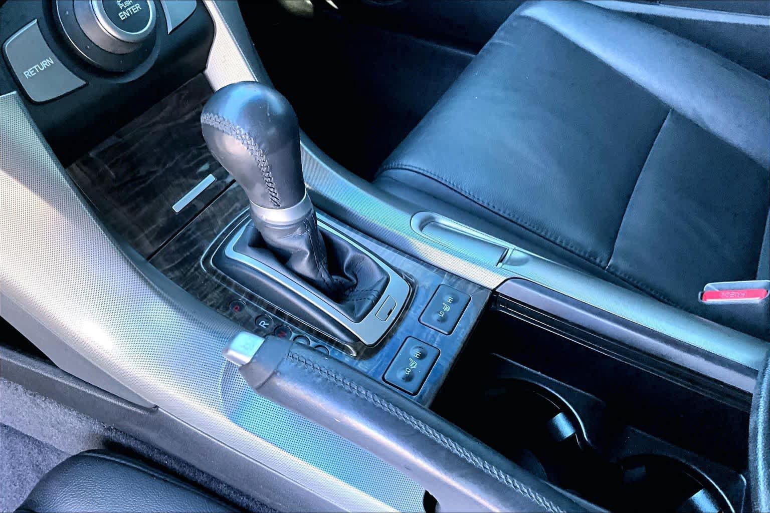 Used 2010 Acura TL FWD image 15