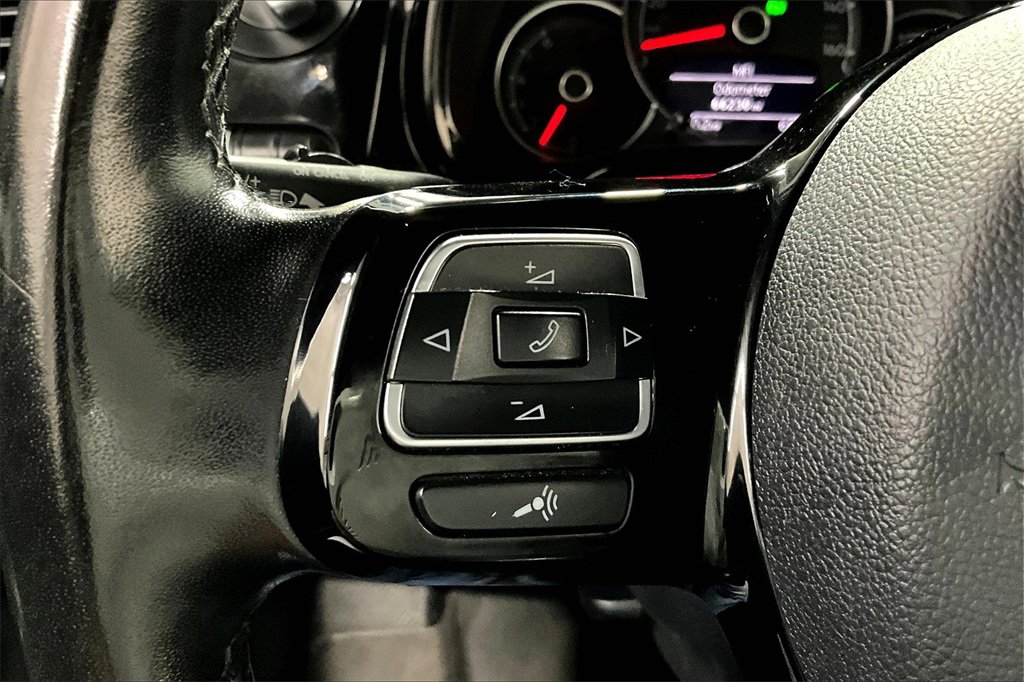 Used 2019 Volkswagen Beetle 2.0T S image 10