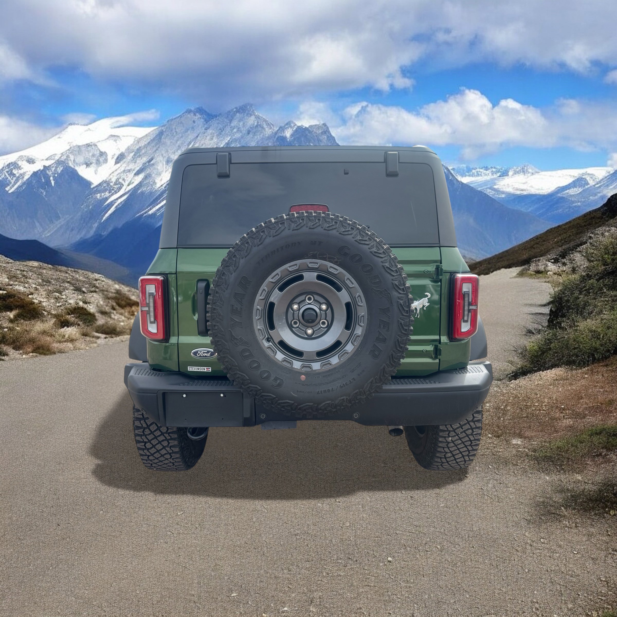 Used 2024 Ford Bronco Everglades image 4