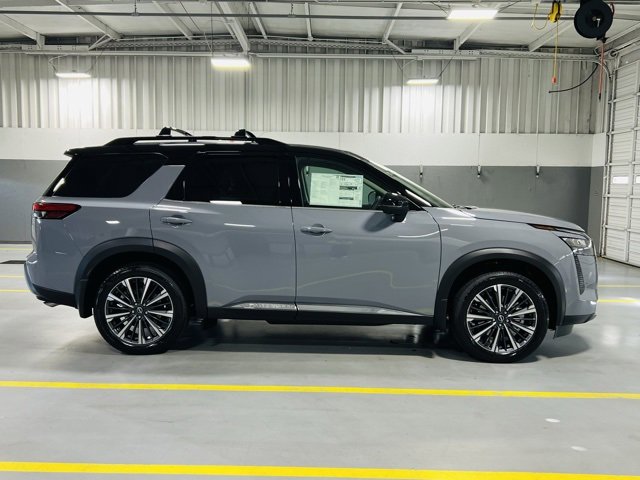 New 2026 Nissan Pathfinder Platinum image 21