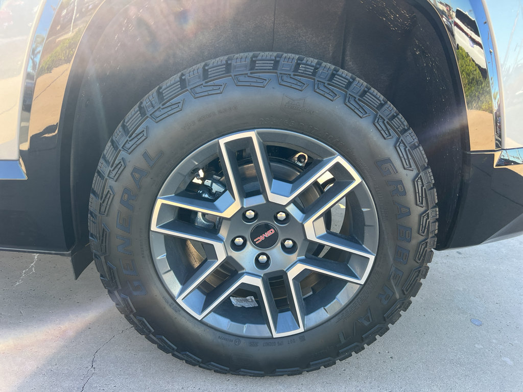 New 2026 GMC Terrain AT4 AWD/4WD image 6
