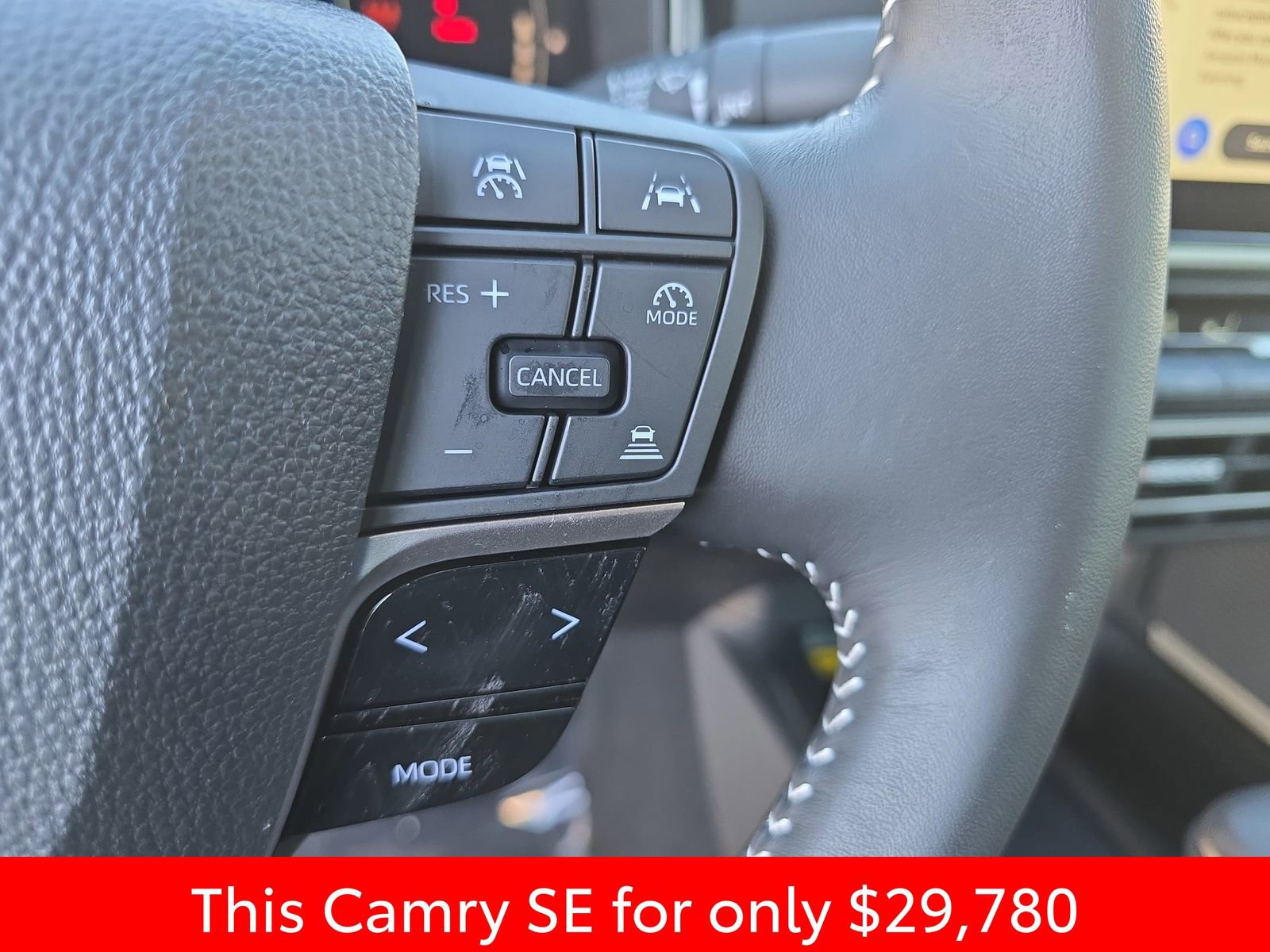 Used 2025 Toyota Camry SE image 23