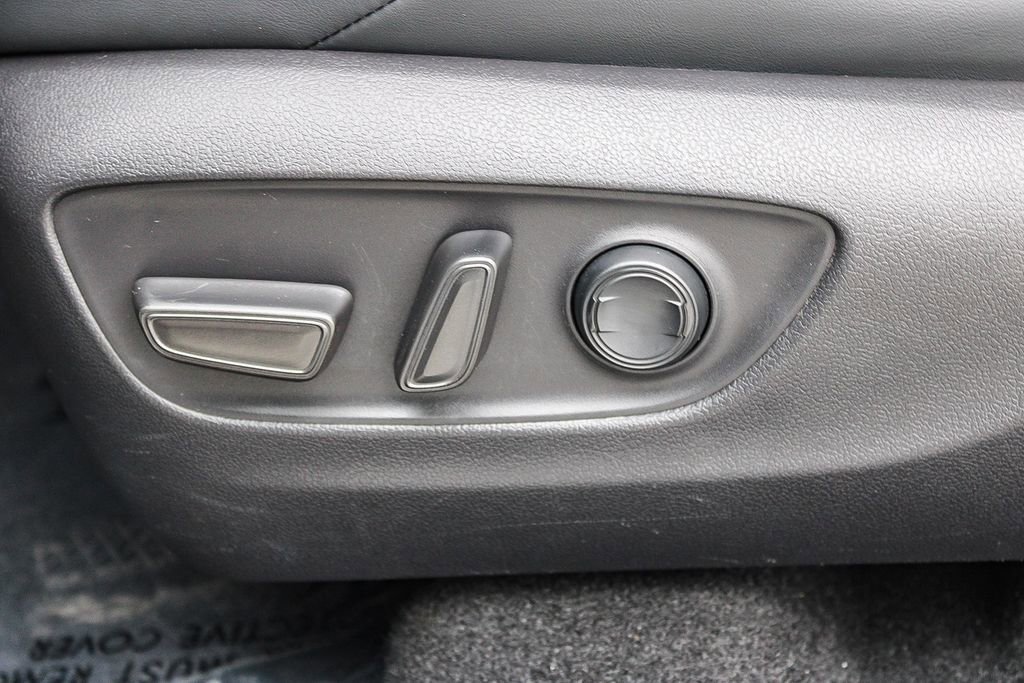 Used 2022 Toyota RAV4 XSE w/ Weather Package AWD/4WD image 20