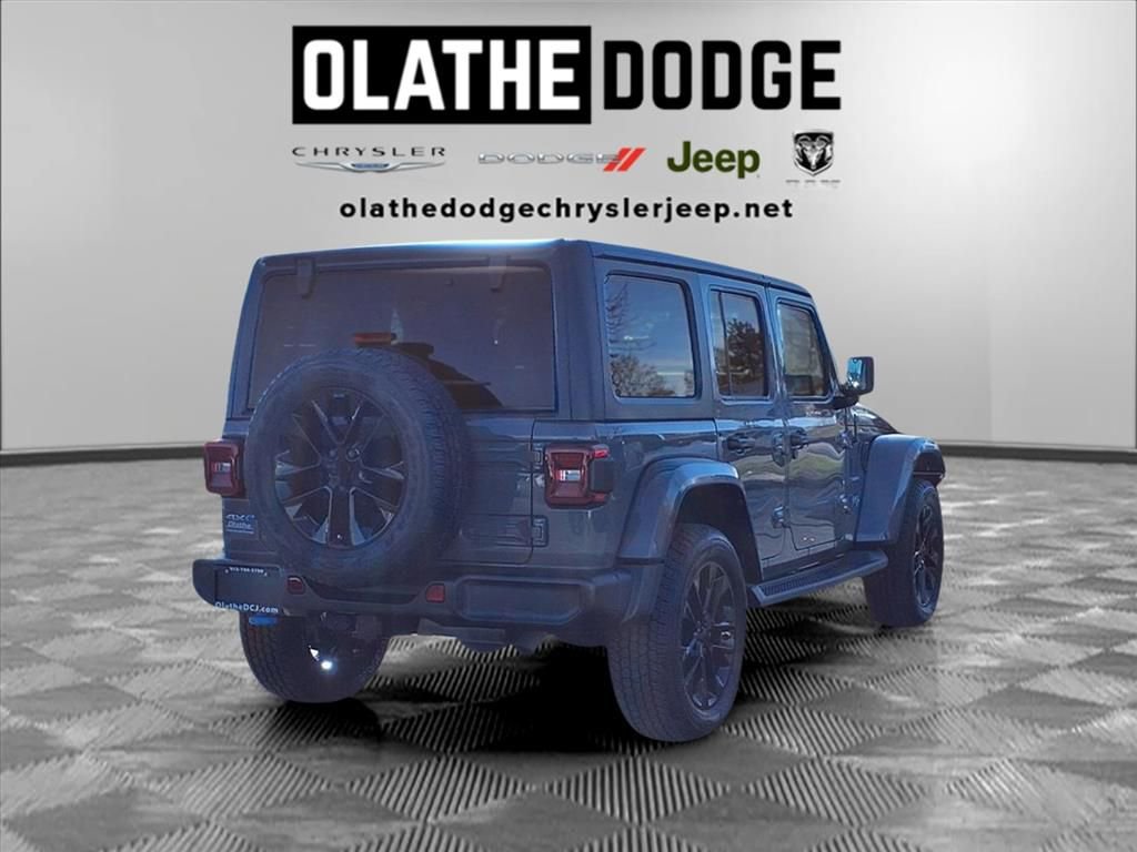 Used 2022 Jeep Wrangler Unlimited Sahara image 28