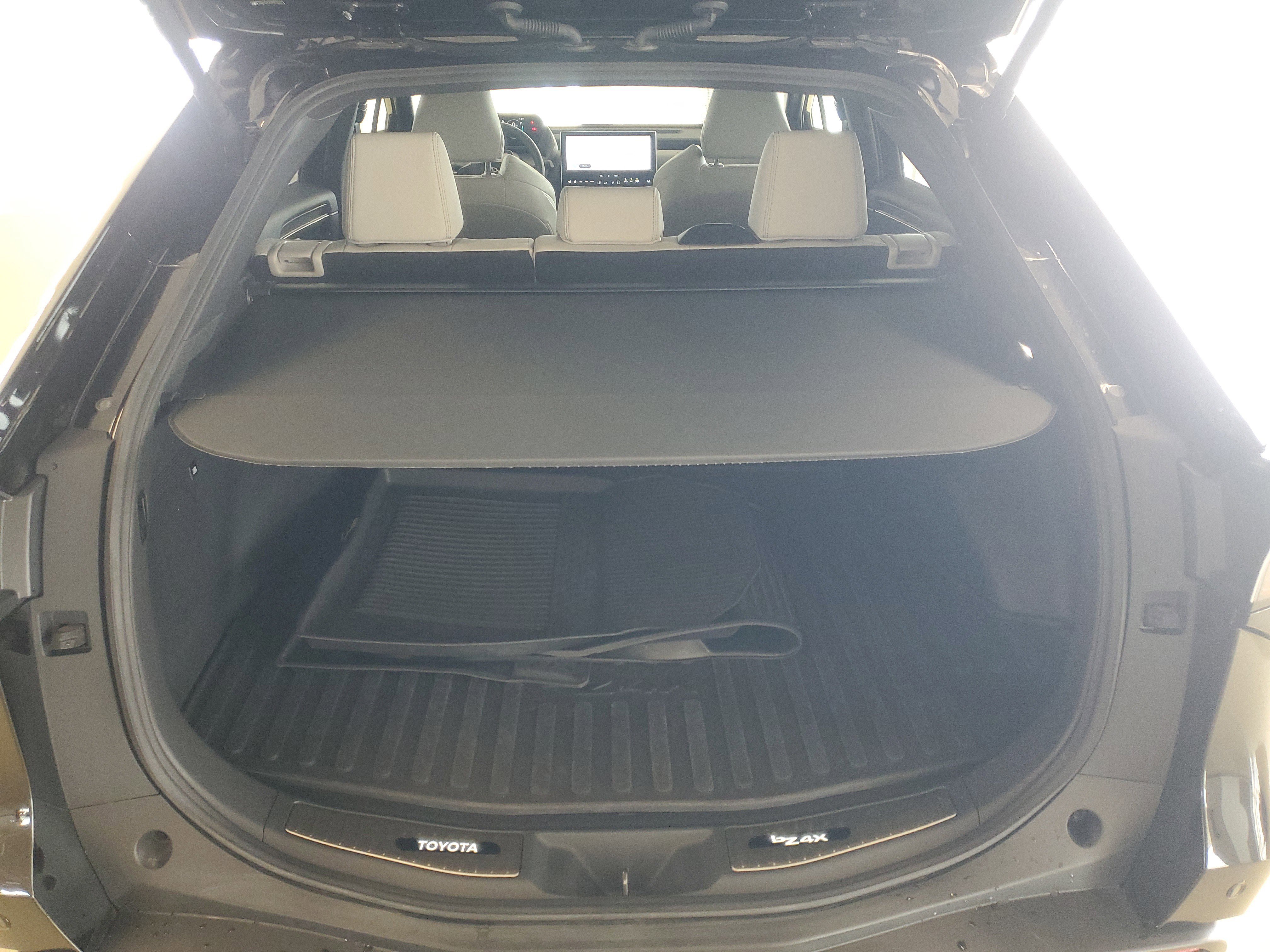 Used 2024 Toyota bZ4X Limited FWD image 12