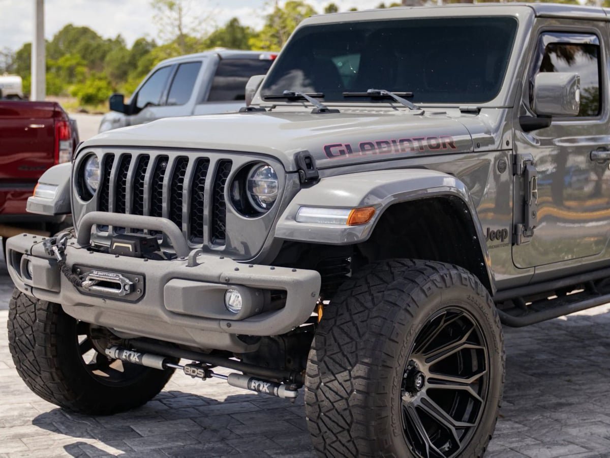Used 2022 Jeep Gladiator Overland AWD/4WD image 5