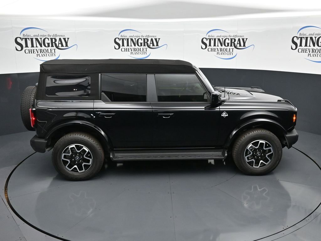 Used 2025 Ford Bronco Outer Banks image 16