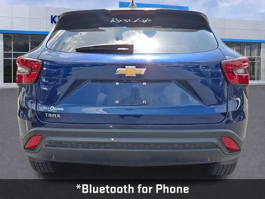 Used 2024 Chevrolet Trax LS FWD image 5