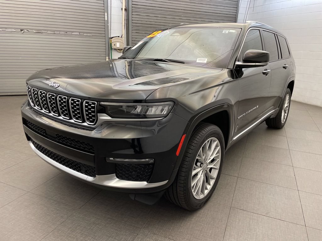 Certified 2023 Jeep Grand Cherokee L Summit w/ Luxury Tech Group V RWD image 3