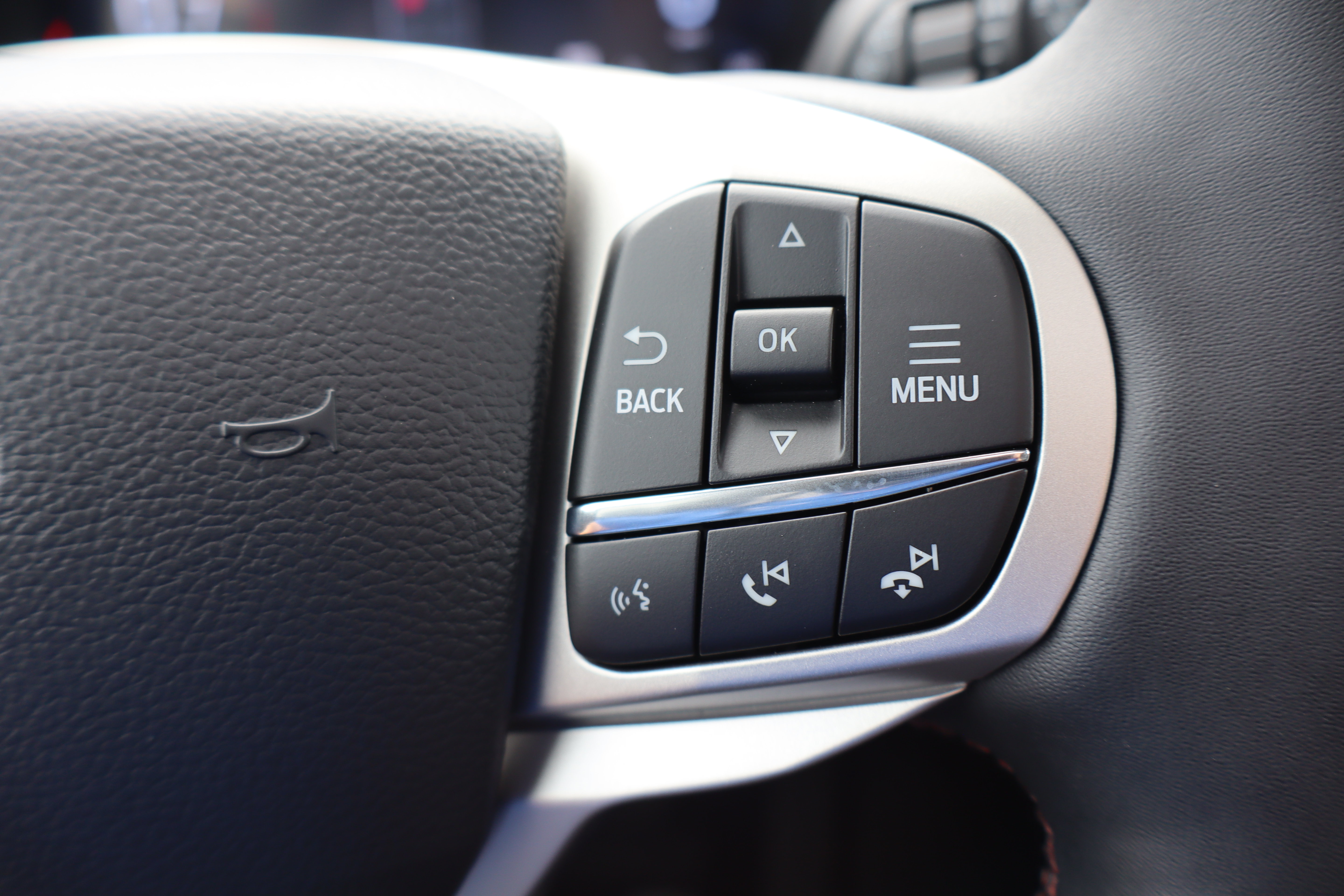 New 2026 Ford Explorer Active w/ Active Comfort Package AWD/4WD image 18