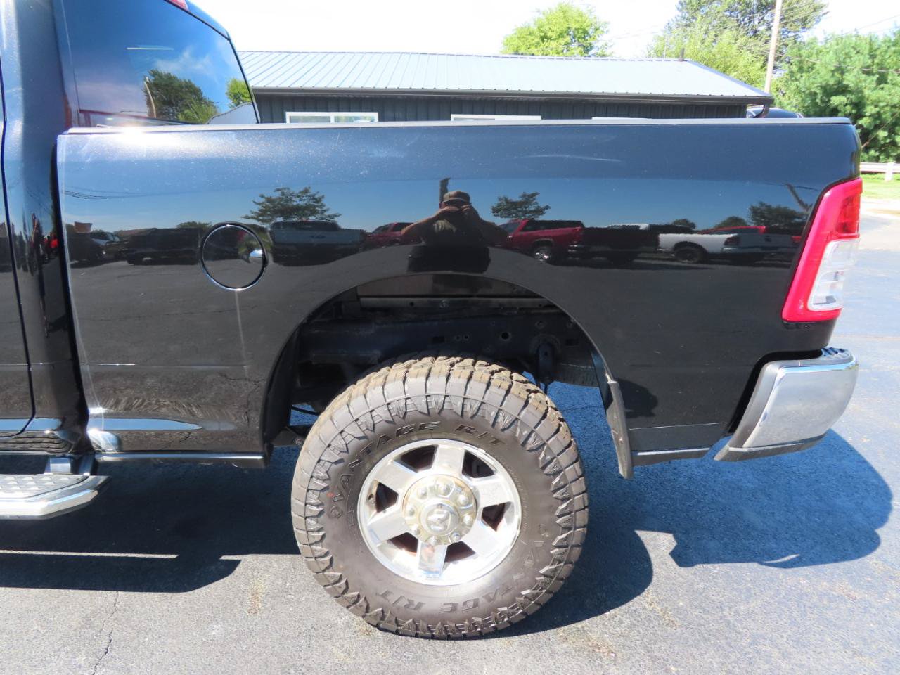 Used 2020 RAM 2500 Big Horn AWD/4WD image 16