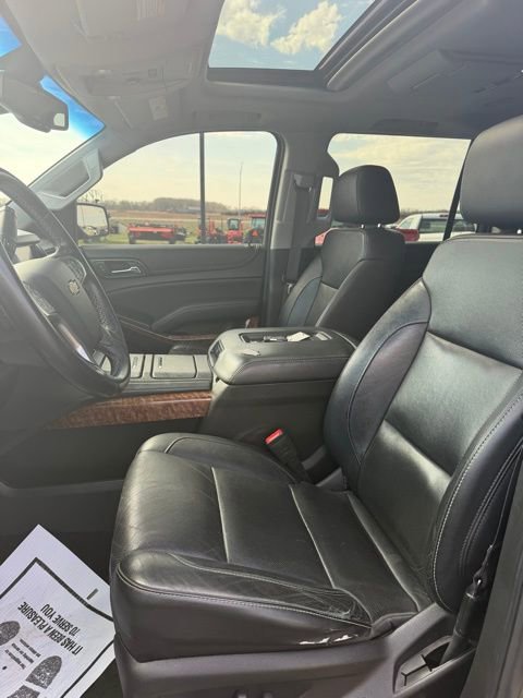 Used 2017 Chevrolet Suburban Premier image 10