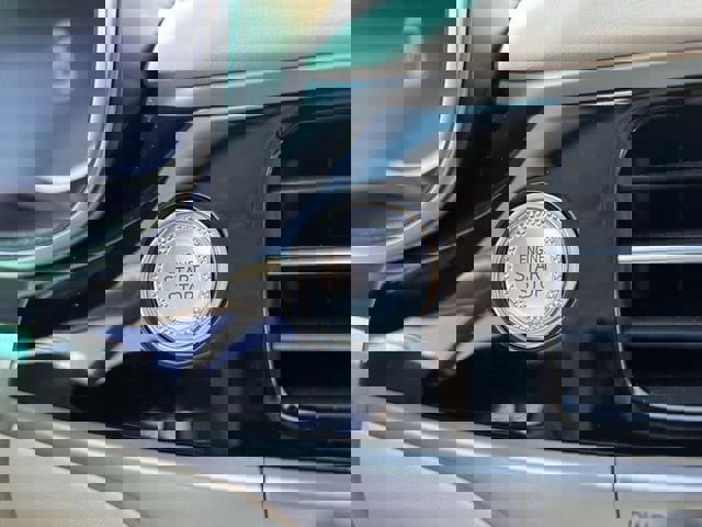 Used 2026 Genesis G70 2.5T Prestige image 34