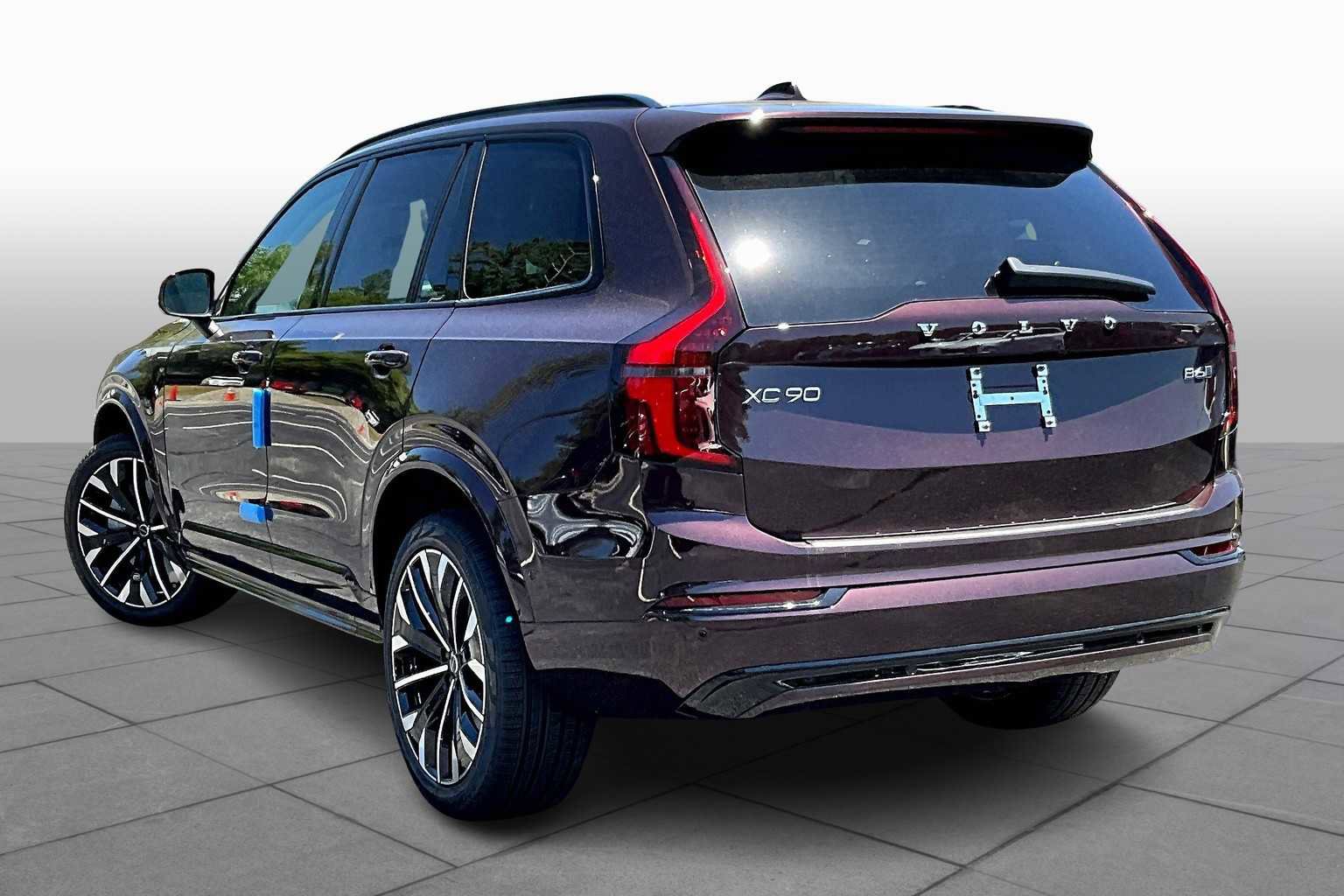 New 2026 Volvo XC90 B6 Ultra w/ Protection Package Premier image 3