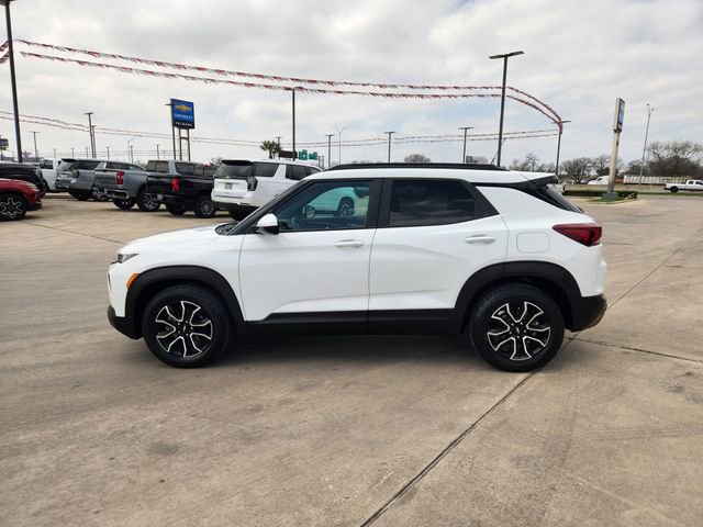 Certified 2023 Chevrolet TrailBlazer ACTIV w/ Sun and Liftgate Package image 4