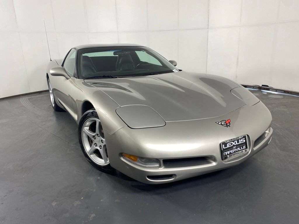 Used 2000 Chevrolet Corvette Coupe w/ Lighting Pkg RWD image 5