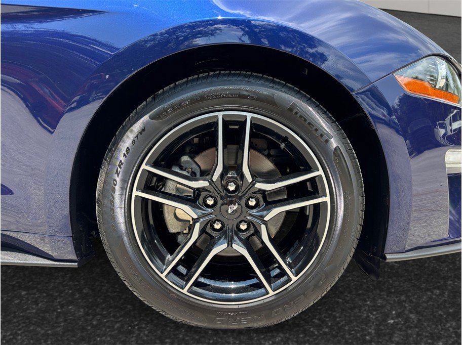 Used 2020 Ford Mustang Premium RWD image 12