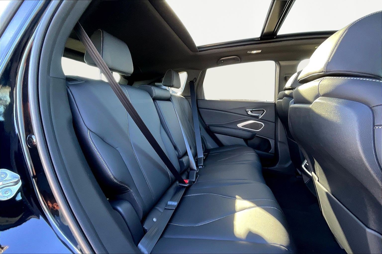 New 2026 Acura RDX SH-AWD image 11