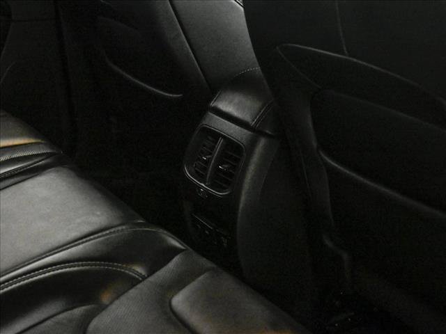 Used 2019 Jeep Cherokee High Altitude AWD/4WD image 18