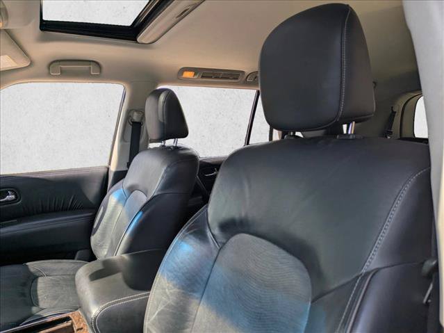 Used 2017 INFINITI QX80 4WD w/ Driver Assistance Package image 13