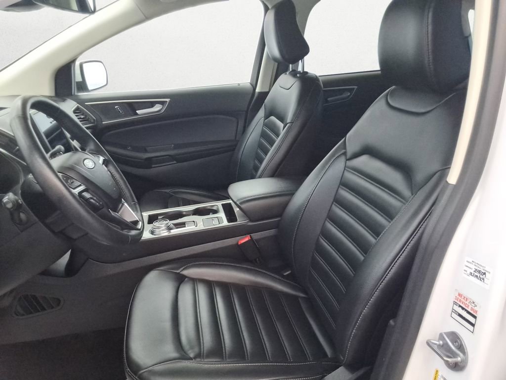 Used 2024 Ford Edge SEL image 12