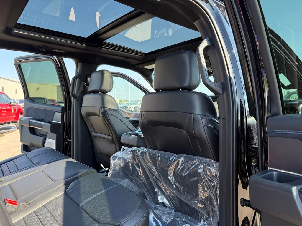 New 2026 Ford F450 4x4 Crew Cab Super Duty image 18