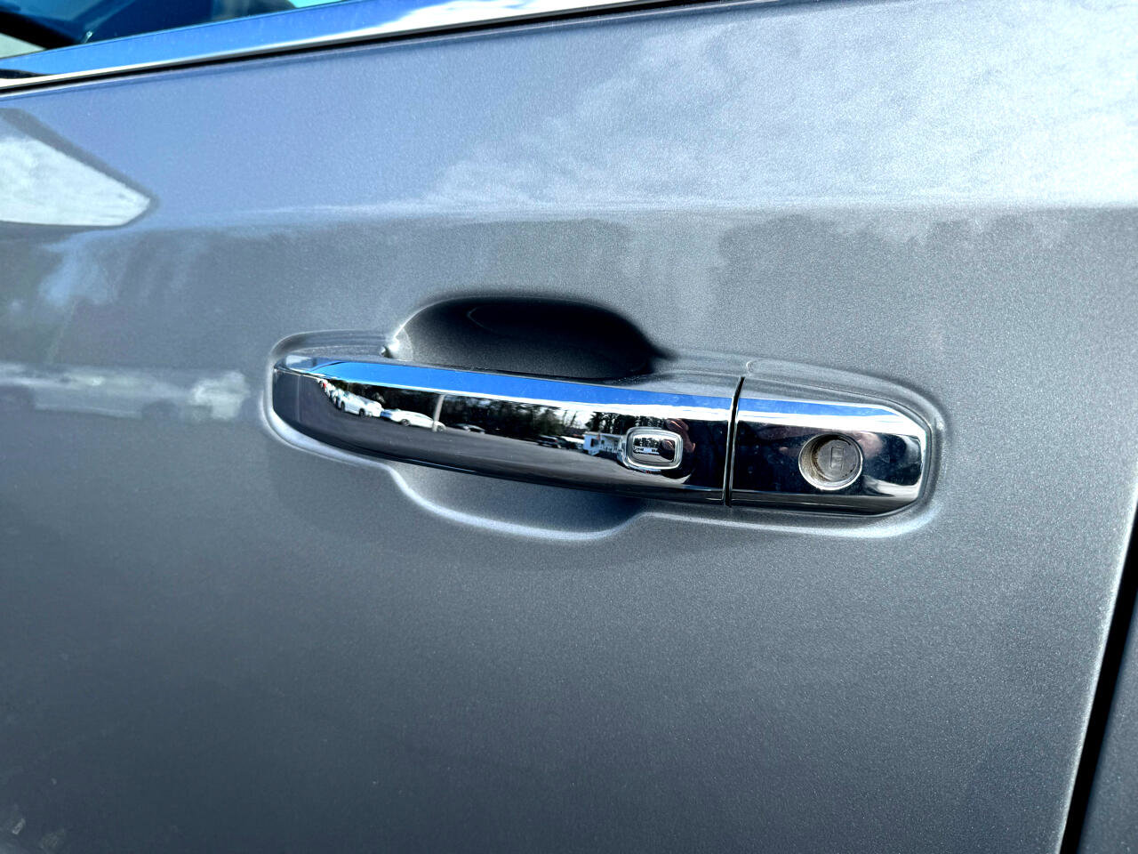 Used 2024 Chevrolet Silverado 1500 LTZ w/ LTZ Premium Package image 12