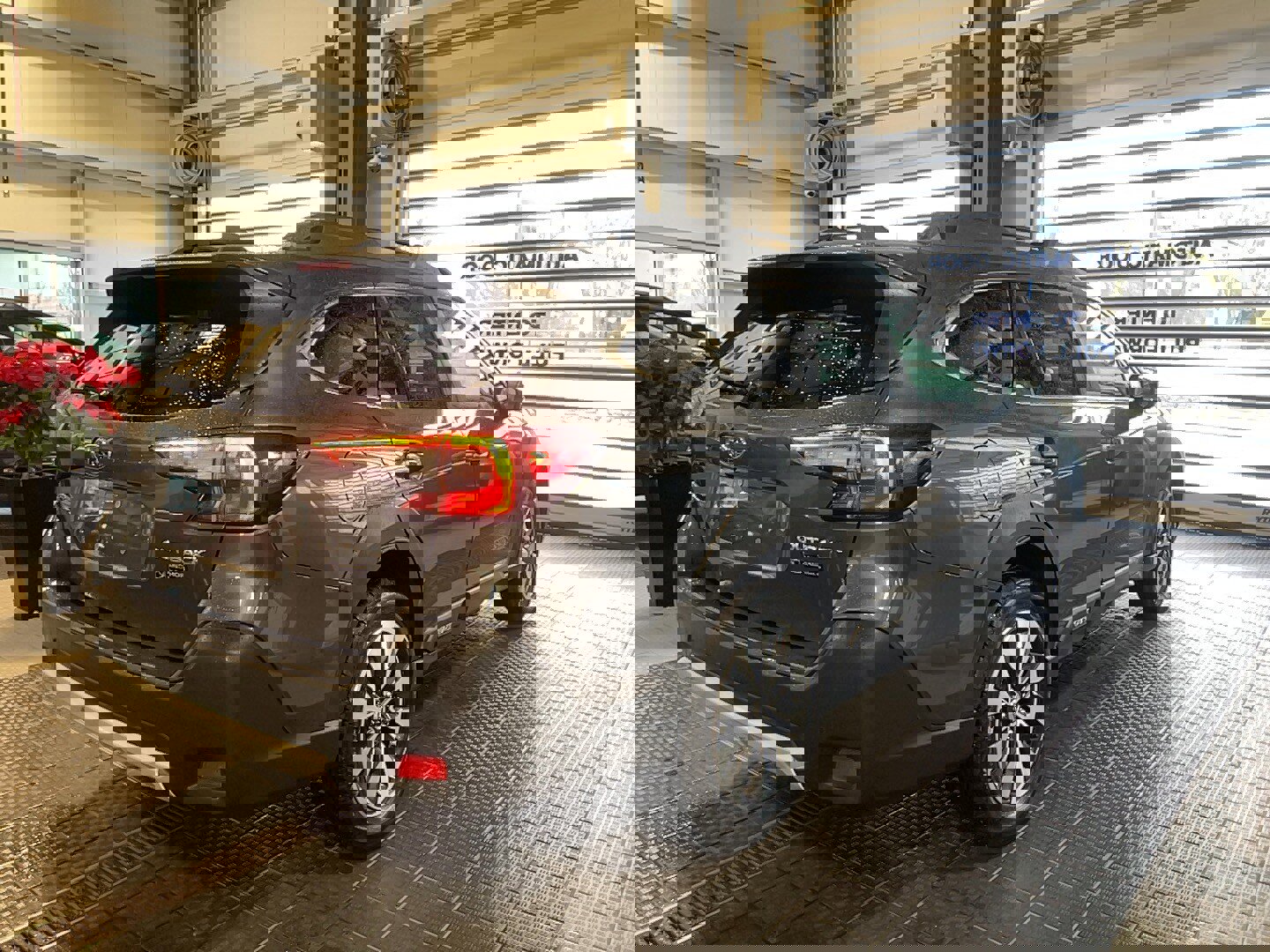 Used 2024 Subaru Outback Limited image 23