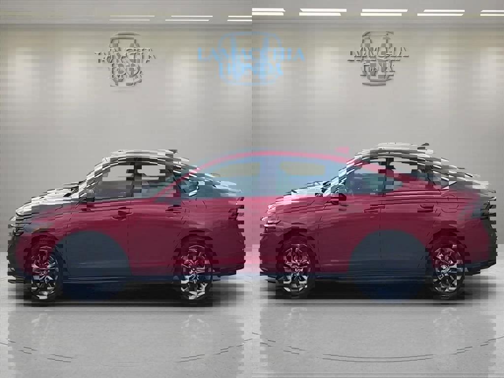 Used 2024 Honda Accord EX image 2