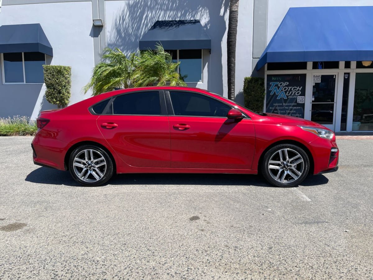 Used 2019 Kia Forte S w/ S Premium Package FWD image 4