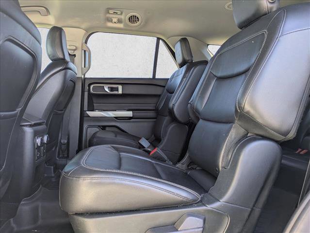 Used 2020 Ford Explorer XLT w/ Equipment Group 202A image 18