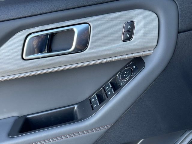 New 2026 Ford Explorer Active w/ Active Comfort Package image 22