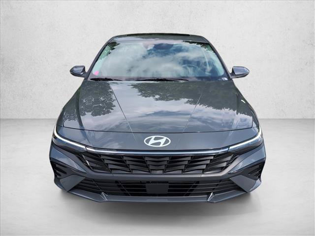New 2026 Hyundai Elantra Limited FWD image 2