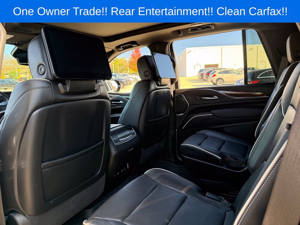 Used 2024 Cadillac Escalade Premium Luxury w/ LPO, Floor Liner Package AWD/4WD image 33